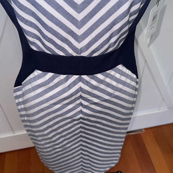 Calvin Klein Women's Dress - Picture 2 of 3